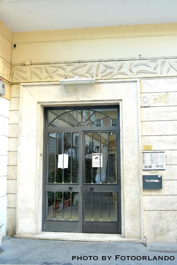 Casa Vacanza La Signorina Rom Exterior foto
